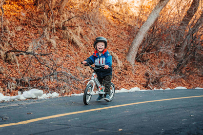 Jumpers I Lightweight Sporting Kids Balance Bike With Suspension Frame